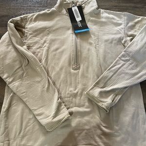 NWT Men’s thermal outfit